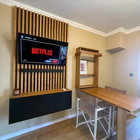 Διαμέρισμα Chernomorets Apartment Τσερνομόρετς