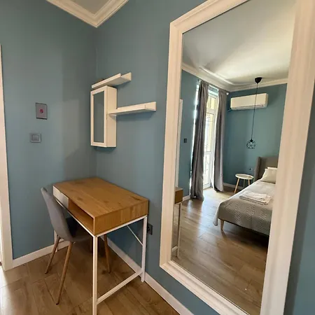 Chernomorets Apartment *